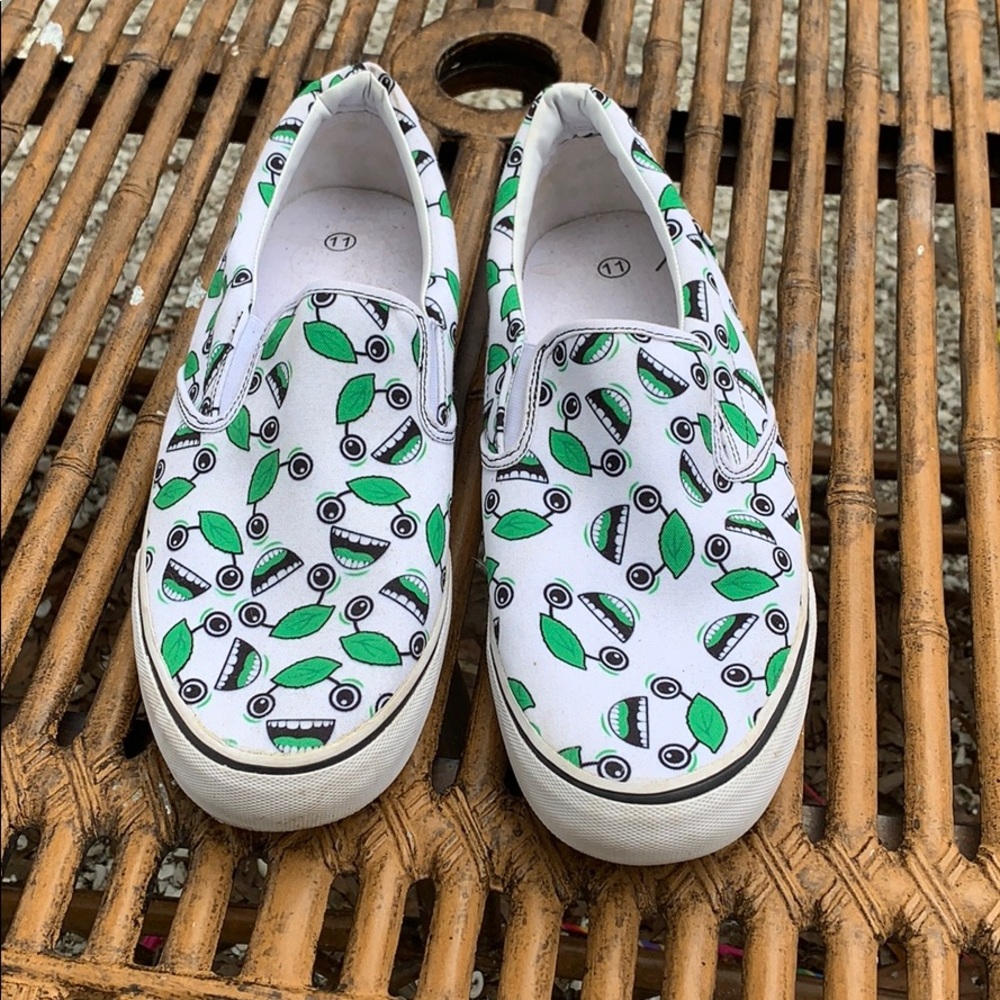 Guava Juice shoes size 11